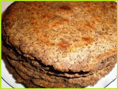 कुटू के आटे के पराठे बनाने की विधि - Kuttu Atta Paratha Recipe