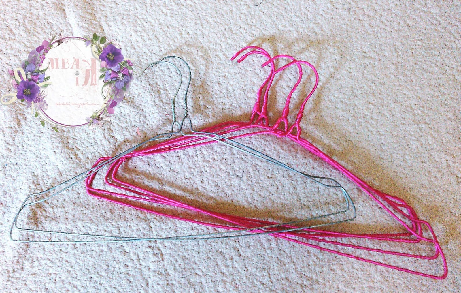 [DIY] Makeover Your Old Clothes Hanger