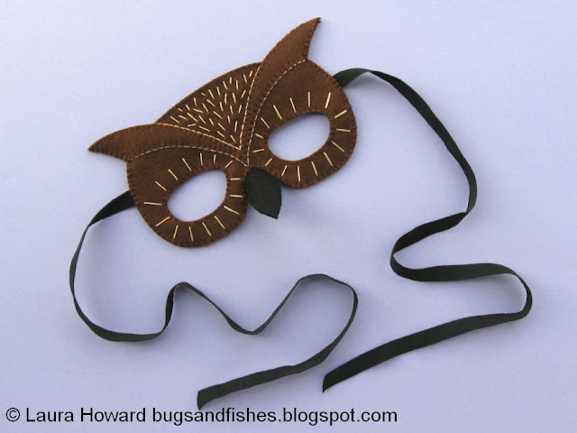 Sew a fun felt owl mask for Halloween with this DIY craft tutorial! felt owl mask