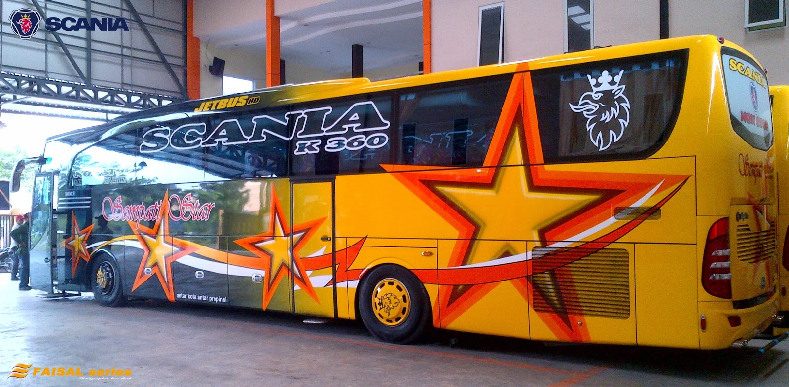 Livery Unyu Lucu Bus Malam AKAP Pariwisata