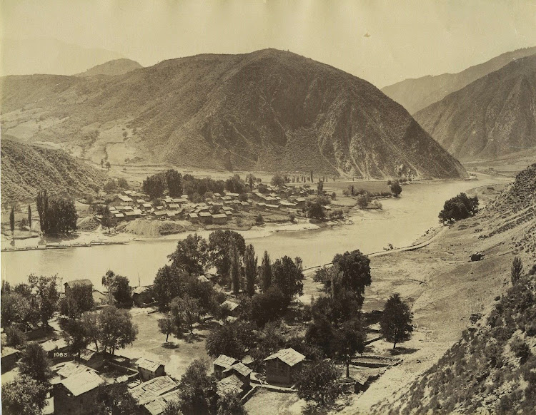 Village On The Banks Of Wular Lake - Kashmir c1870's