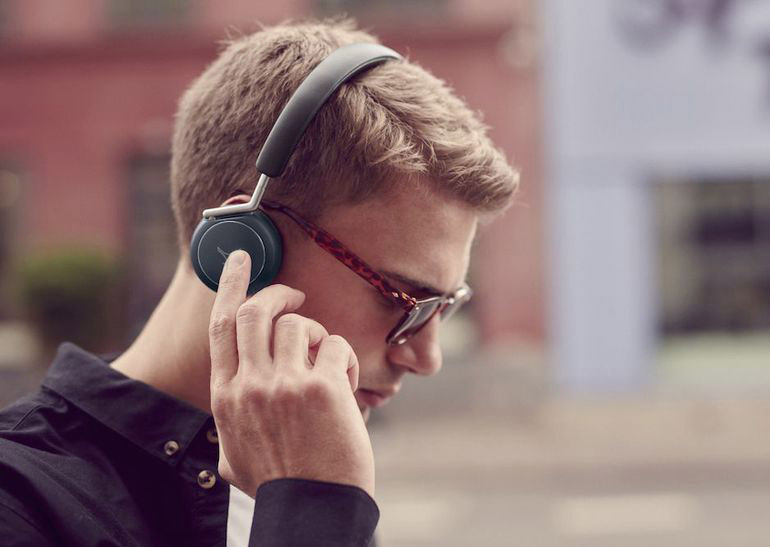 How to Choose Best Headphones by Looking on Specs OS Busters