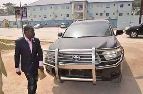 Apostle Johnson Suleman blesses one of his member with multimillion SUVs, N2m Apostle Johnson Suleman blesses one of his member with multimillion SUVs, N2m