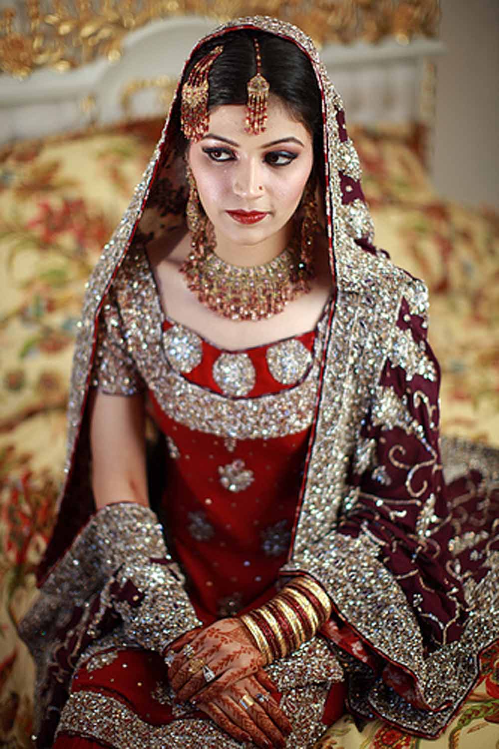 Neo Bollywood Bridal Dresses Wedding Wear Mehndi Latest
