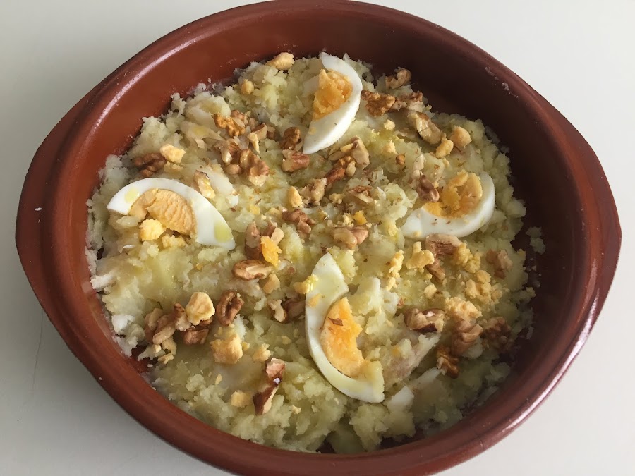 Atascaburras manchego o ajoarriero de bacalao