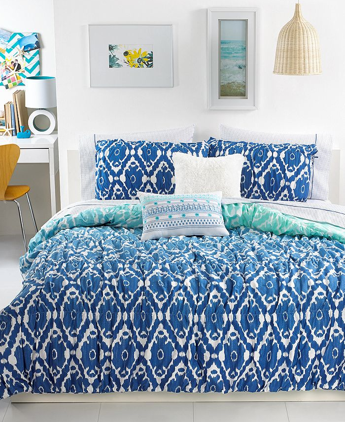 Christina Martina The Best Places To Shop For College Dorm Rooms
