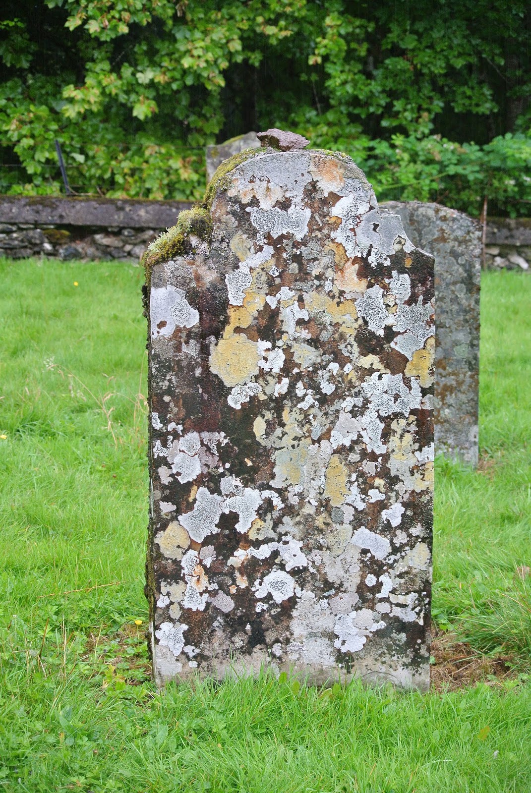 Le blog de Gabrielle Aznar Glenorchy Parish Church and cemetery ♦ Ecosse