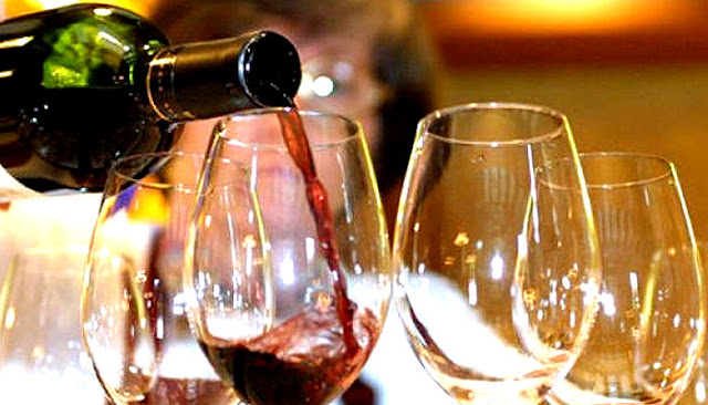 शराब पीने के 8 फायदे, जो आपको चुपके से स्वस्थ रखें. Benefits of drinking शराब पीने के 8 फायदे, जो आपको चुपके से स्वस्थ रखें. Benefits of drinking