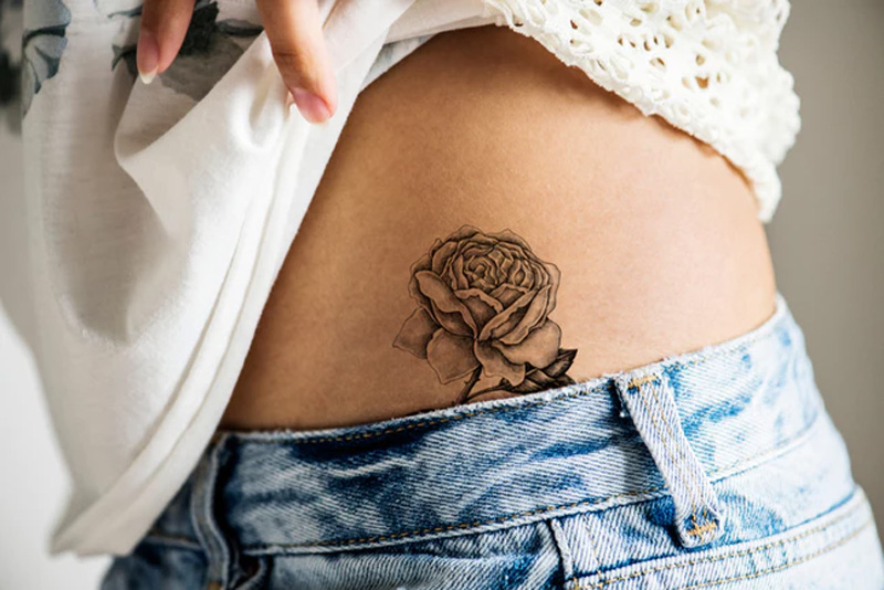 Tiny Tattoos 10 Tattoos That Look Great On Instagram, But May Not In Real Life