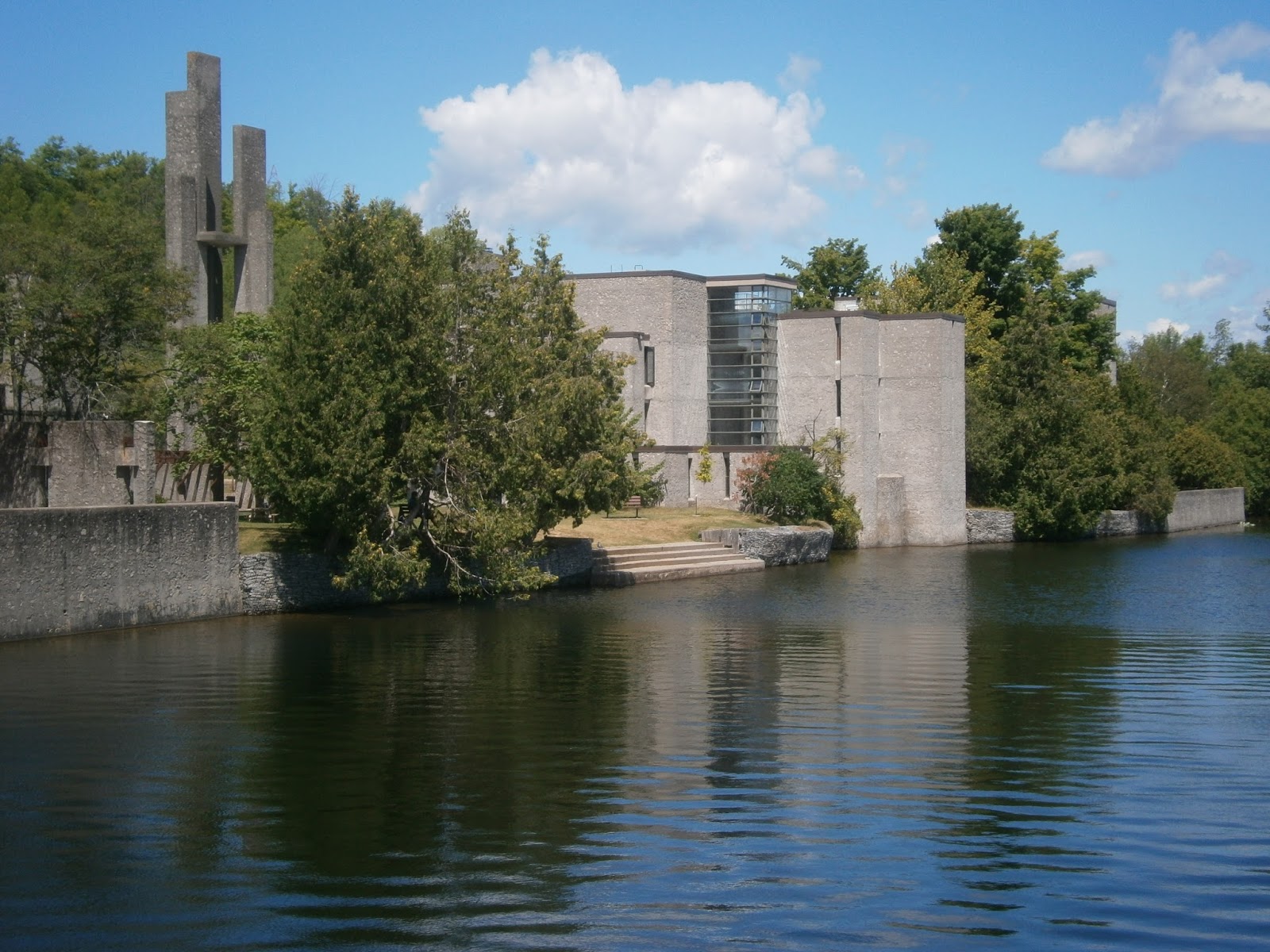 Colin and Dawn do the Loop Trenton to Stoney Lake