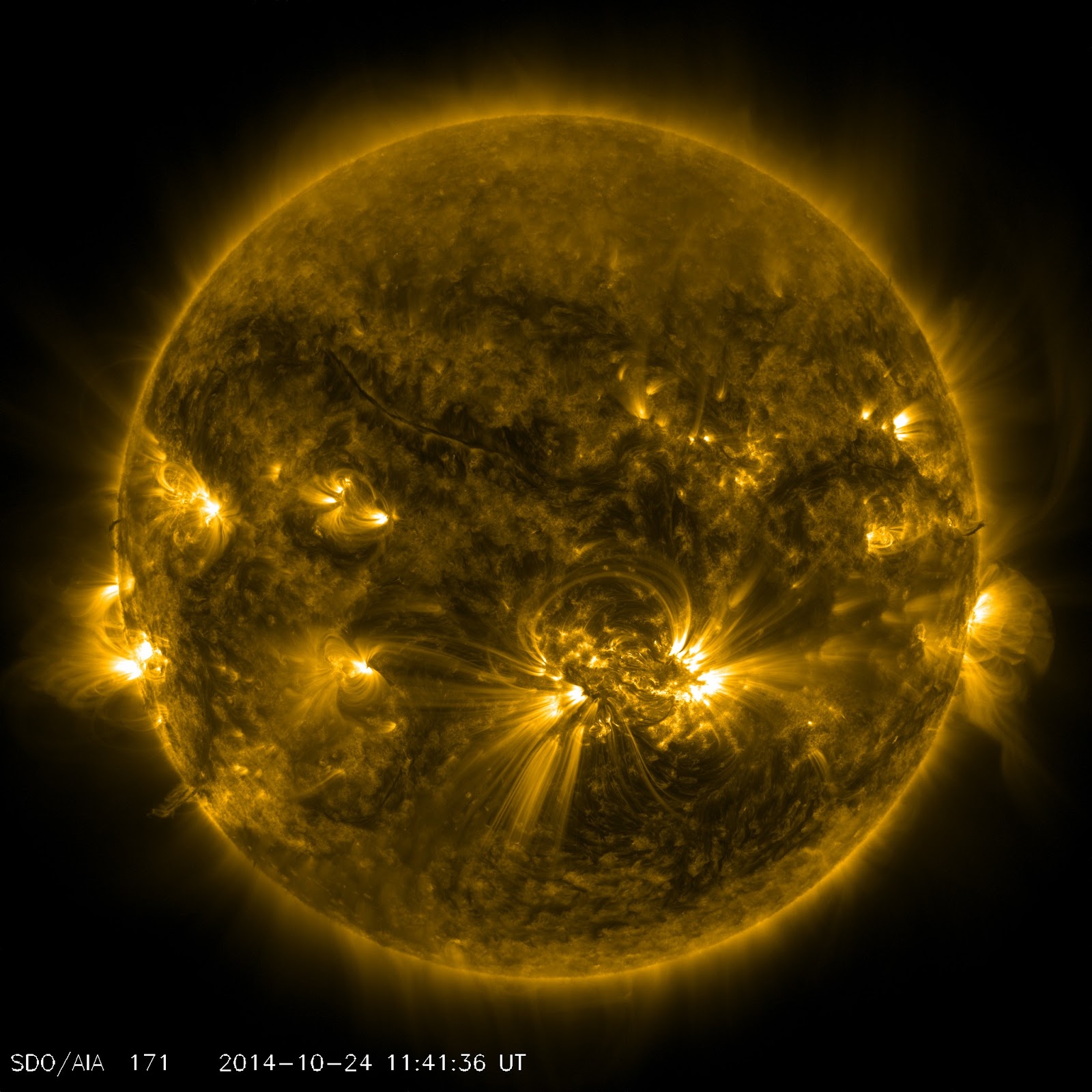 Солнце 4 апреля. Sunspot эффект. Солнце 24/7. Солнце 24 августа 2009 года. Пуша Solar.