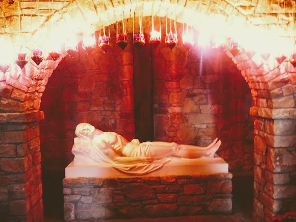 Гошевский Свято-Переображенский монастырь. Подземная базилика. Скульптура Иисуса Христа
