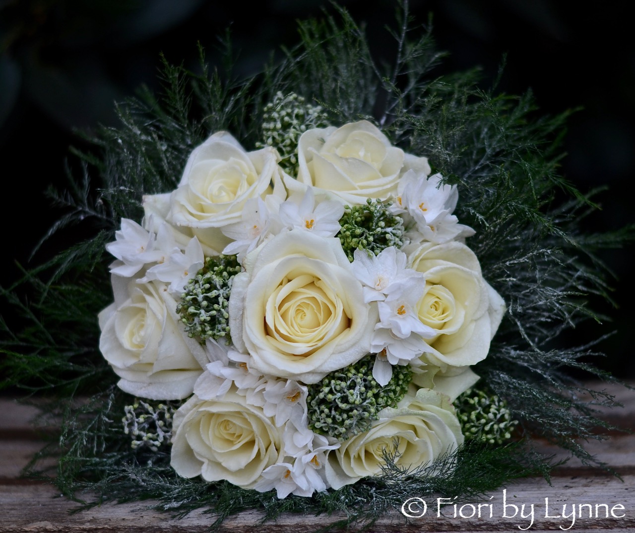 Alhamdulillah Bejo Yellow And White Rose Bouquets