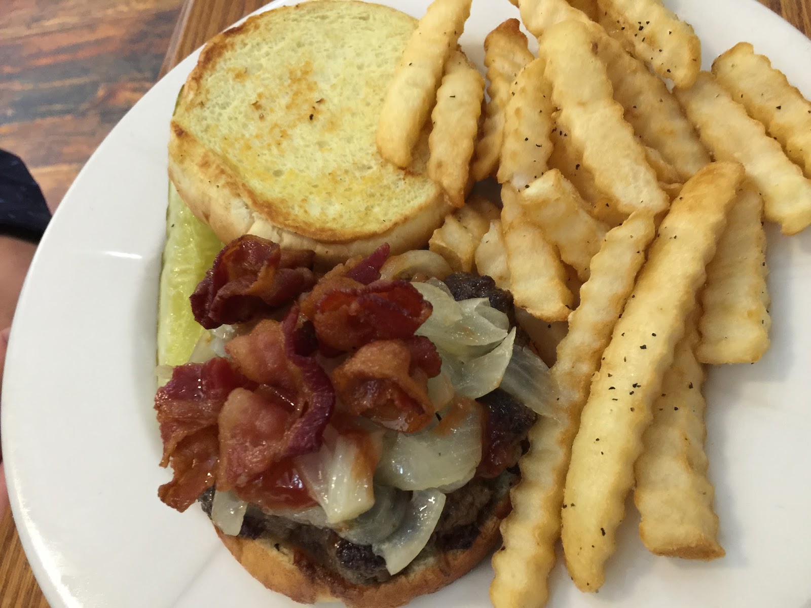 Market at Main Downtown Lynchburg Top Lunch