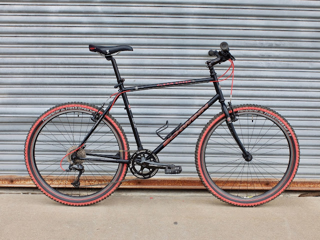 schwinn clear creek mountain bike