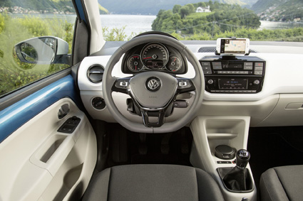https://4.bp.blogspot.com/-kTWSxLvbMW0/V21GWtUQ9iI/AAAAAAAABPE/-MEc5d0_G3IiAw5kfWQhdwkrPhsh7imggCLcB/s1600/Interieur.jpg