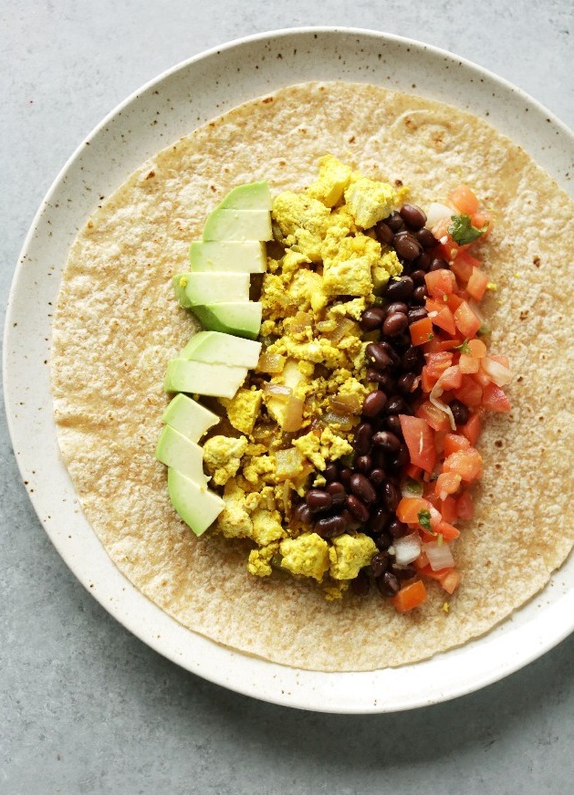 PROTEIN PACKED VEGAN BREAKFAST BURRITO