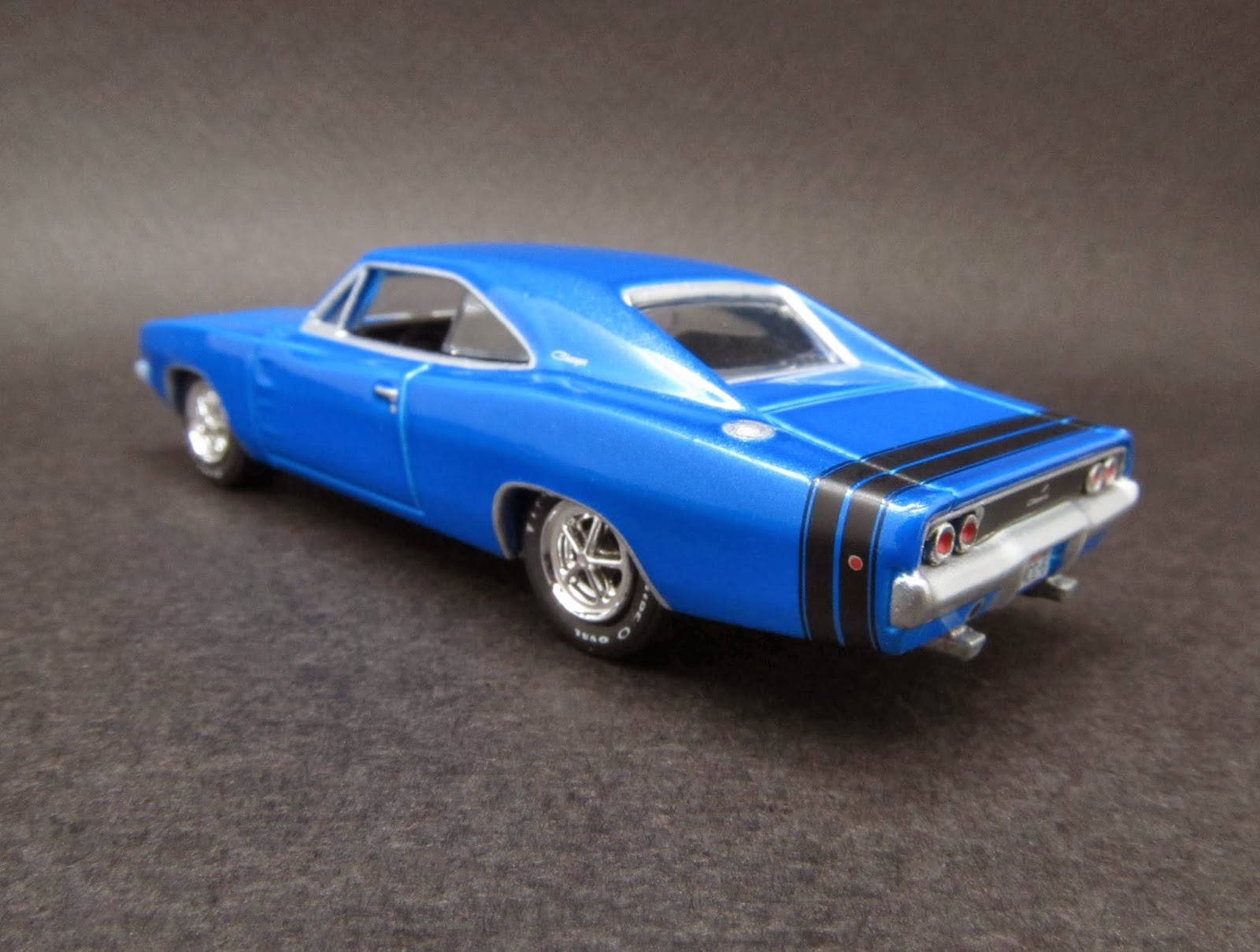 Diecast Hobbist: 1968 Dodge Charger R/T