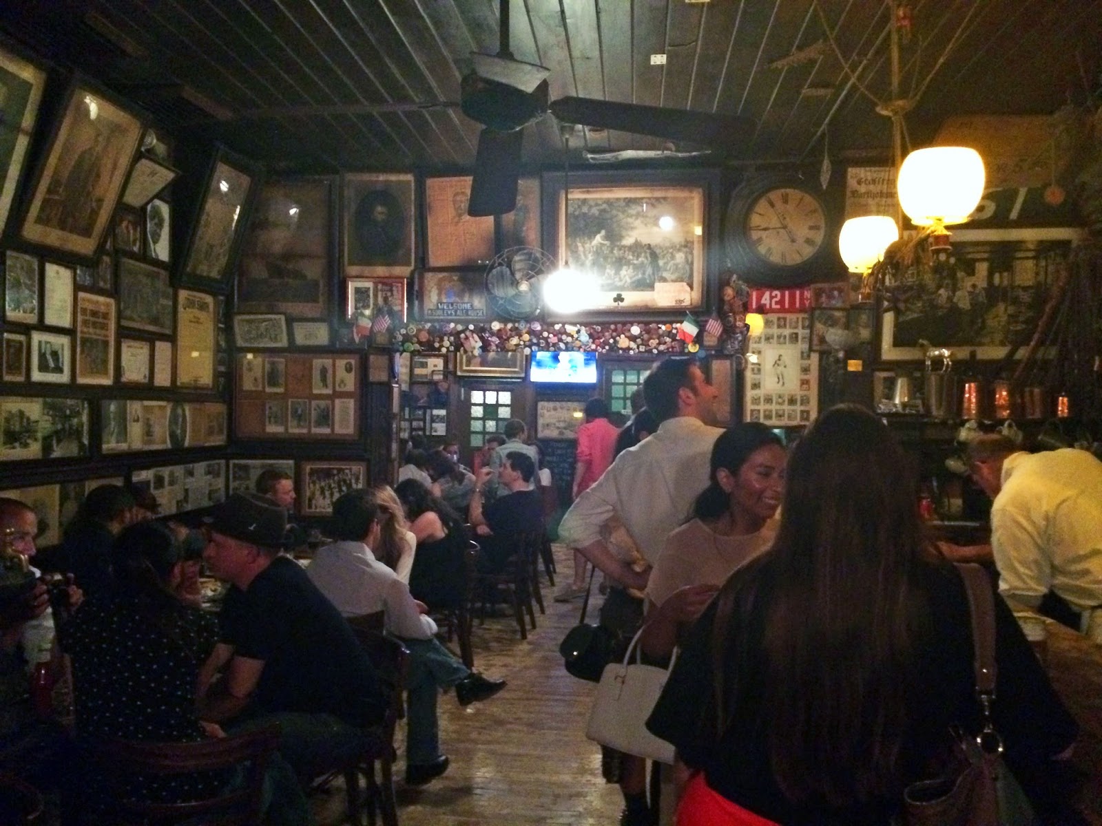 Meet Me In Midtown The Oldest Bar In New York City