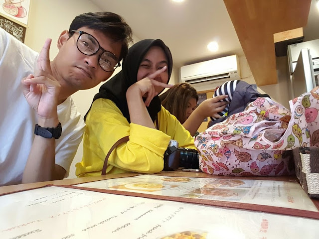 TEMAN SEKALIGUS MURIDKU DATANG KE TOKYO, JEPANG UNTUK LIBURAN TEMAN SEKALIGUS MURIDKU DATANG KE TOKYO, JEPANG UNTUK LIBURAN