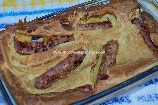 Receta toad in the hole o sapo en el agujero Toad in the hole o sapo en el agujero