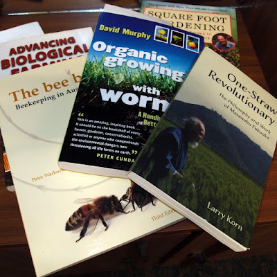 eight acres: book review - Organic Farming with Worms