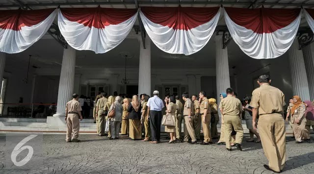 Perpres 2017, Ini Besaran Tunjangan bagi PNS yang Jadi Pemeriksa Keimigrasian Perpres 2017, Ini Besaran Tunjangan bagi PNS yang Jadi Pemeriksa Keimigrasian