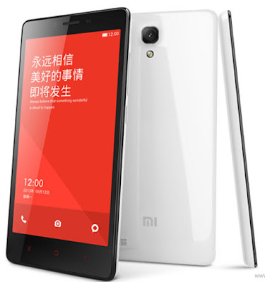 Spesifikasi Xiaomi Redmi (Hongmi) Spesifikasi Xiaomi Redmi (Hongmi) Di spesifikasi tercantum internal memory-nya adalah 4GB, tapi ternyata 4GB ini terbagi menjadi 2, yaitu Internal Storage sebesar 2,14GB dan Phone Storage sebesar 0,91GB. Untuk pengguna yang sudah terbiasa memasang banyak aplikasi di dalam ponselnya pasti akan merasa banyak kekurangan memory. Untunglah Redmi ini bisa disupport oleh micro SD sebesar up to 32GB, sehingga urusan simpan menyimpan foto, lagu, dan file-file multimedia lainnya tidak menjadi masalah. Di bagian depan terdapat layar IPS berukuran 4,7inchi, di bagian atas layar terdapat kamera berkemampuan 1,3MP, dan di bagian bawah terdapat 3 tombol, tombol menu, tombol home, dan tombol back. Tombol power berada di sisi kanan agak ke tengah, sementara tombol volume up dan down berada di atasnya. Di bagian sisi atas ponsel terdapat 1 lubang untuk earphone berukuran 3,5mm. Sementara di sisi bawah terdapat slot micro USB yang bisa digunakan untuk transfer data dan untuk mengisi baterai. Di sisi belakang terdapat kamera utama yang terletak di tengah agak ke atas, LED Flash berada di bawahnya. Di sebelah kanan kamera terdapat speaker. Ketika back cover dibuka, anda akan melihat baterai berwarna orange yang bisa dilepas, di sisi atasnya dari kir
