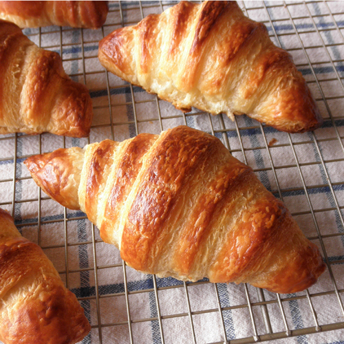 Food Pusher: Croissants