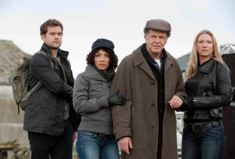 Peter, Astrid, Walter y Olivia