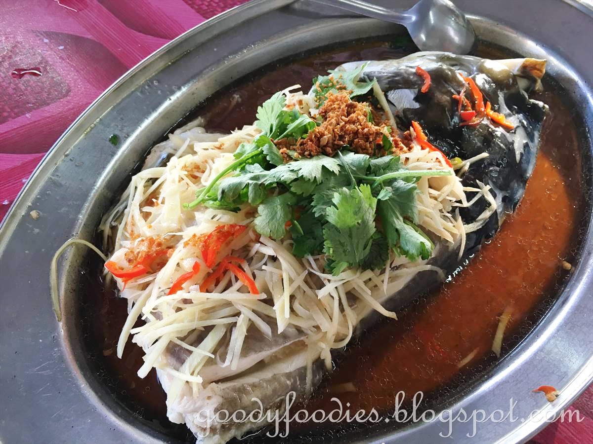 GoodyFoodies Hua Wang, Klang Famous for Steamed Fish Head