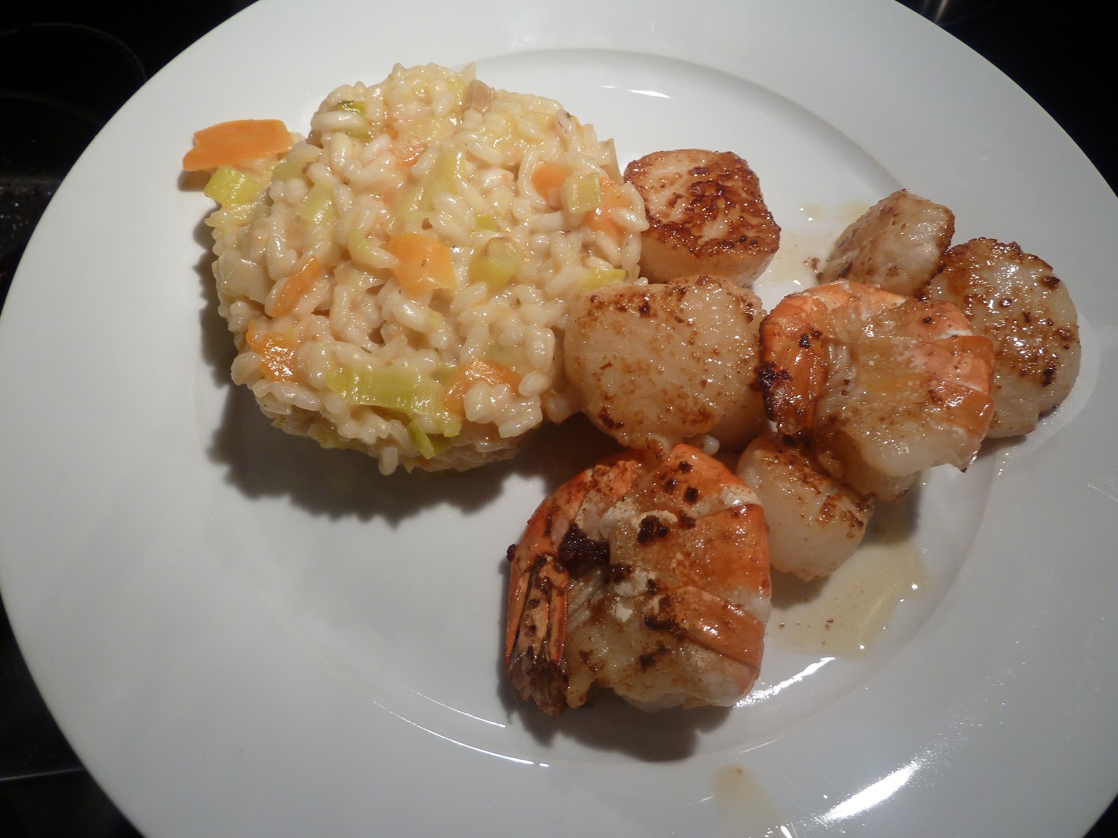 Überall &amp; Nirgendwo: Lauch-Möhren-Risotto mit Jacobsmuscheln und Scampi