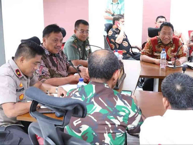 Olly Dondokambey Video Conference dengan Kemendagri Pasca Pemilu Olly Dondokambey Video Conference dengan Kemendagri Pasca Pemilu