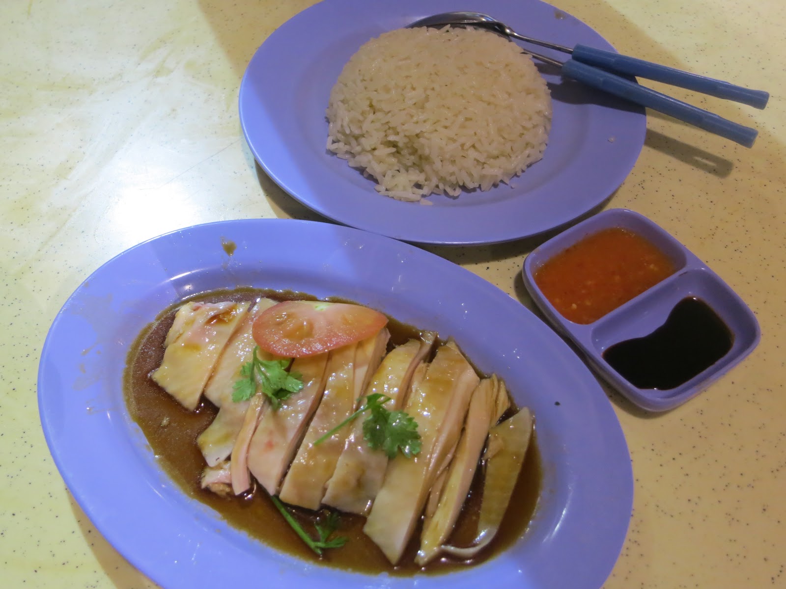 PinkyPiggu: Yishun 925 Hainanese Chicken Rice ~ A League of Its Own