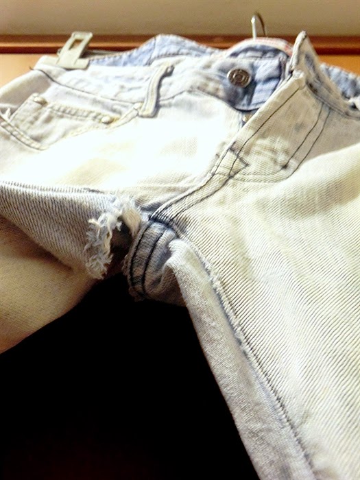 Stylebunny Riparazione di un paio di jeans/Fixing a pair of jeans