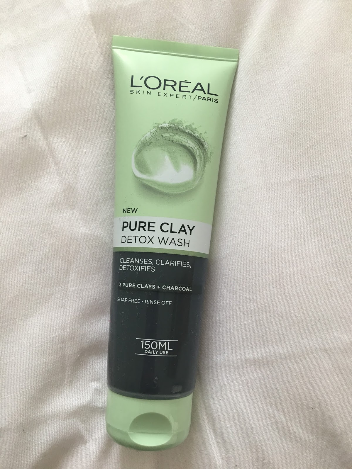 L'Oréal Pure Clay Detox mask and wash with charcoal Emilyy