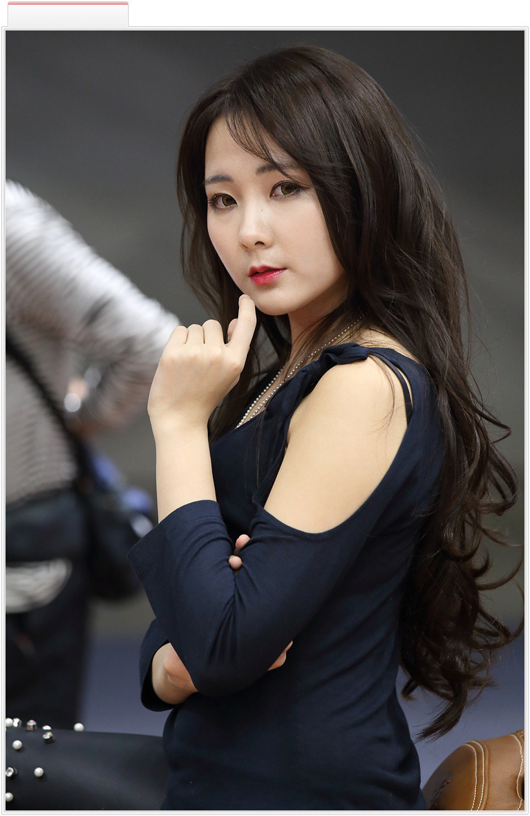 korean model park ji eun seoul motor show 2017 page 5 korean model park ji eun seoul motor show 2017 page 5
