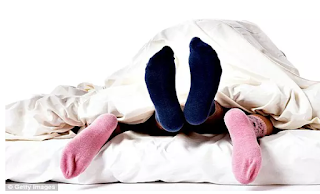 Menggunakan Kaus Kaki, Ternyata Membuat Lebih Mudah Orgasme Menggunakan Kaus Kaki, Ternyata Membuat Lebih Mudah Orgasme