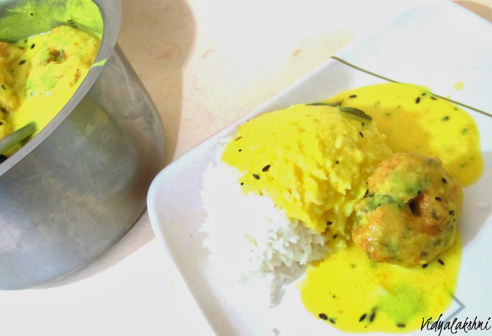 Spicy South Indian Buttermilk Curry/Mor Vadai Kuzhambu