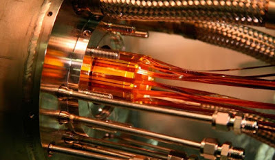 El CERN aconsegueix mesurar l'espectre de llum d'antimatèria per primera vegada