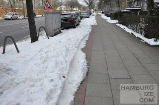Fake-Winterdienst: "Geräumter Radweg" Barmbeker Straße