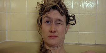 LAURA DERN as Ruth Stoops in CITIZEN RUTH