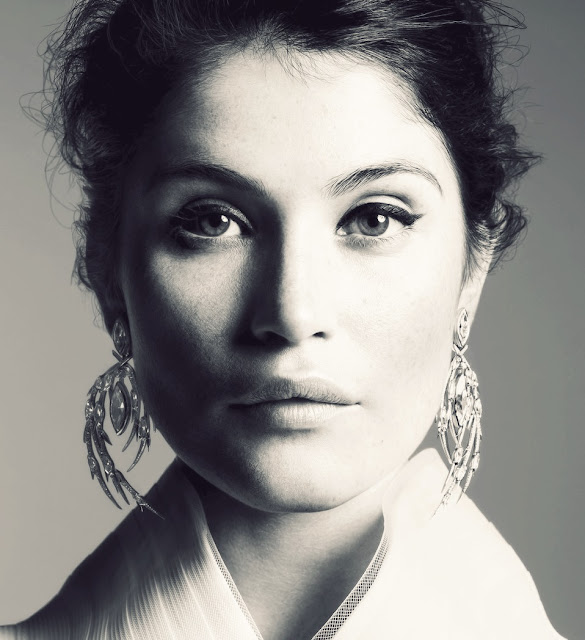 The Magazine Stand: Gemma Arterton and Her Lovely Jewels for the Latest