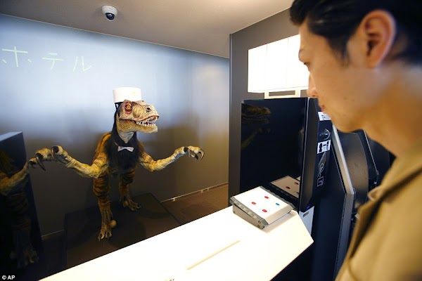 Japón inaugura un hotel operado por robots