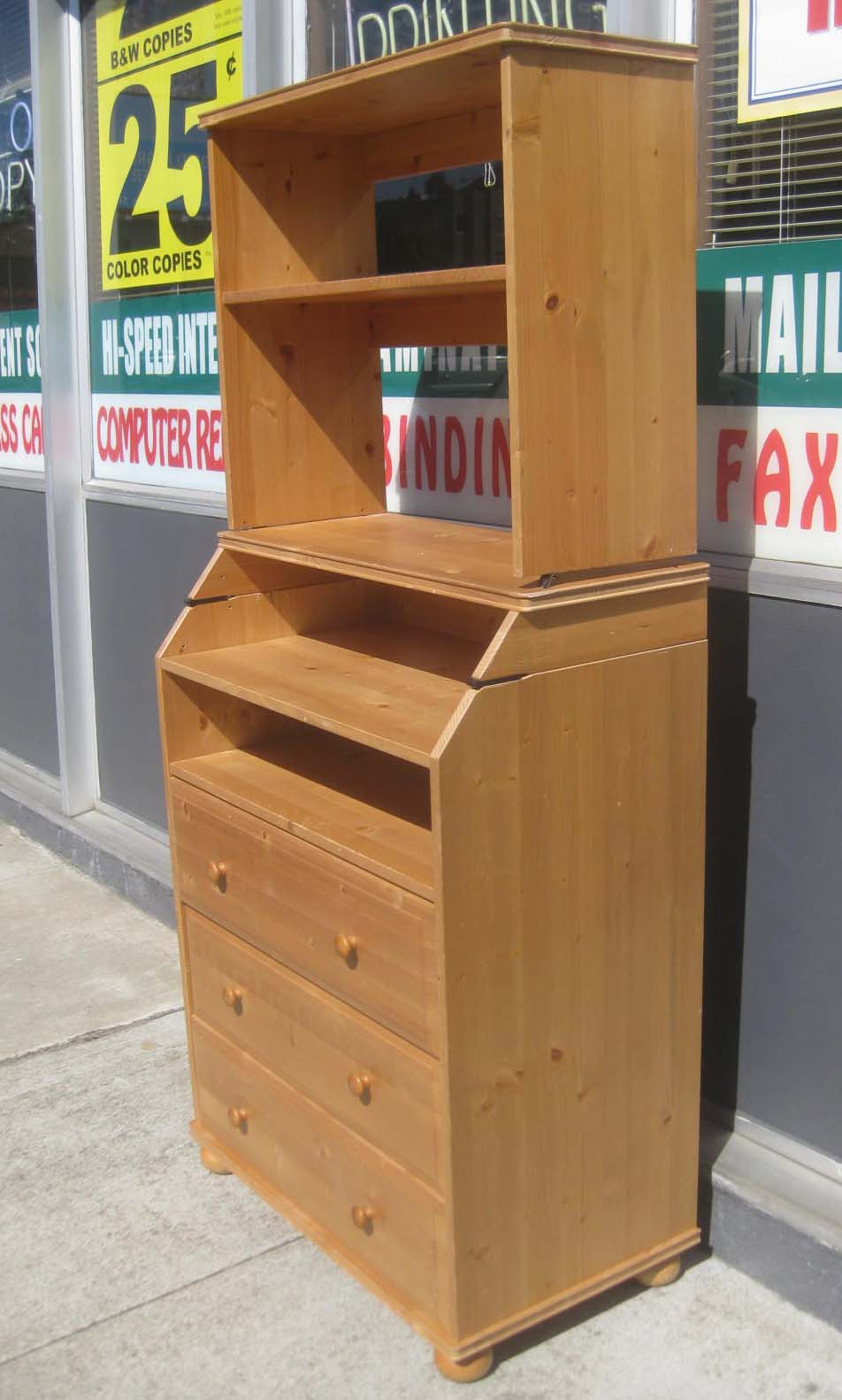 UHURU FURNITURE & COLLECTIBLES SOLD Dresser / Baby Changing Table 50