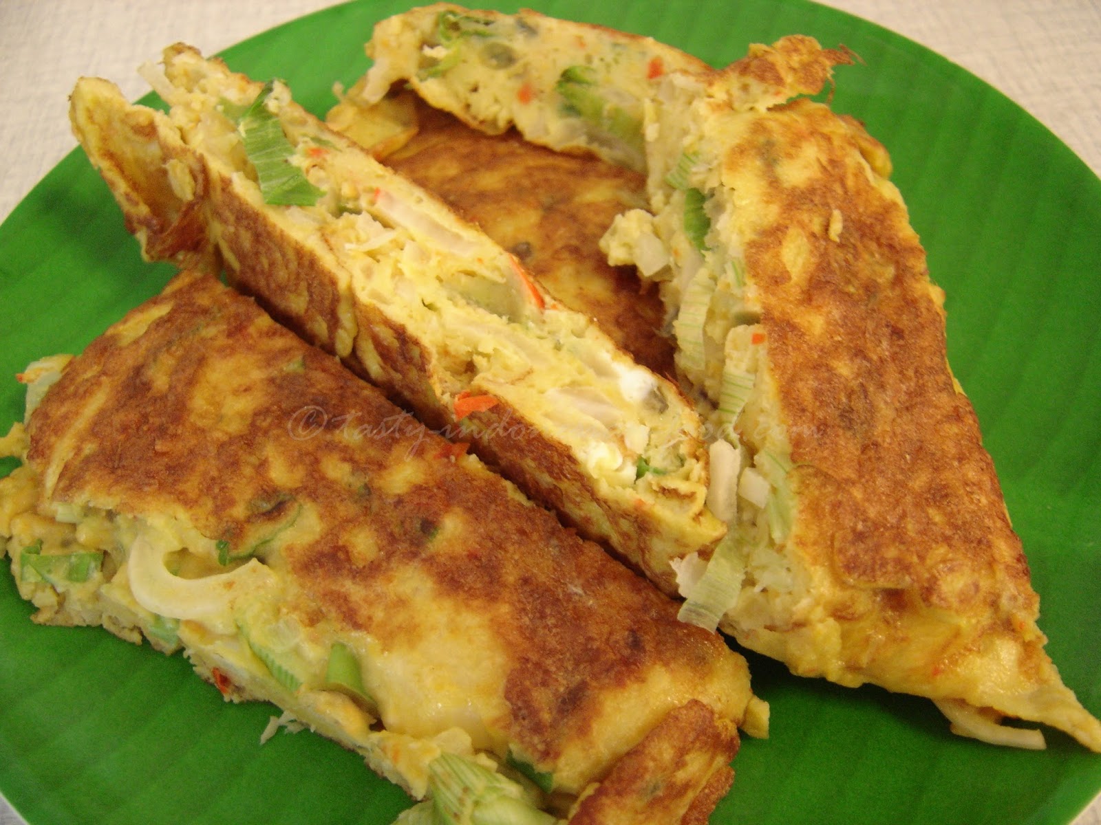 Resep & Cara Buat Telur Dadar Bumbu Simple dengan Rasa Resep & Cara Buat Telur Dadar Bumbu Simple dengan Rasa