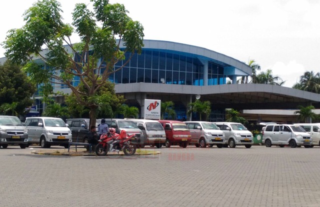 Liburan Akhir Tahun Jadi Berkah Pengemudi Travel Di liburan akhir tahun jadi berkah pengemudi travel di