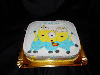 Tort cu minioni