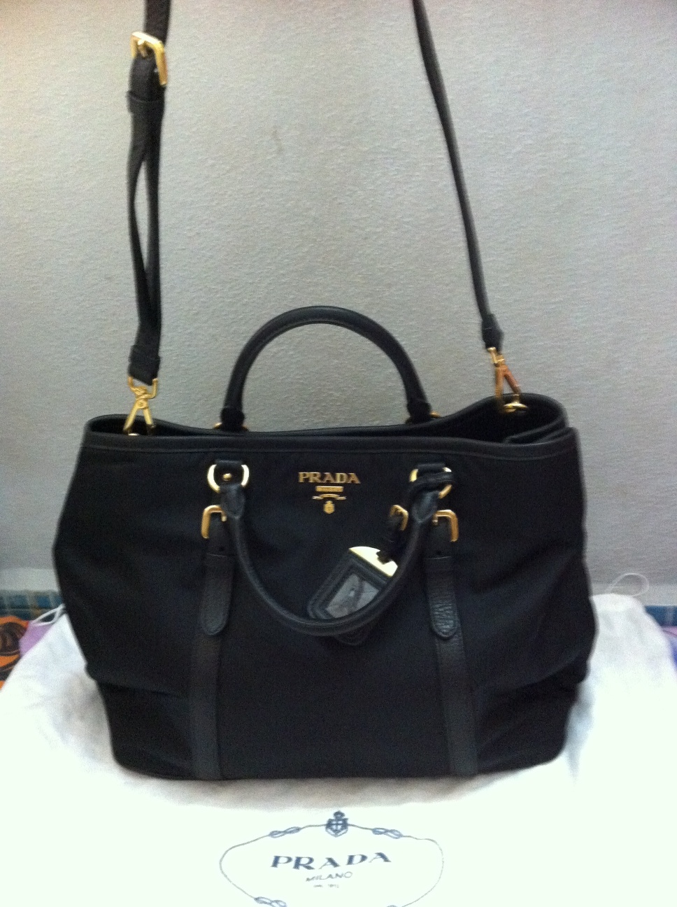 Authentic Luxury Items @ Bargain Price: Prada Shopping Nylon Bag BN1881