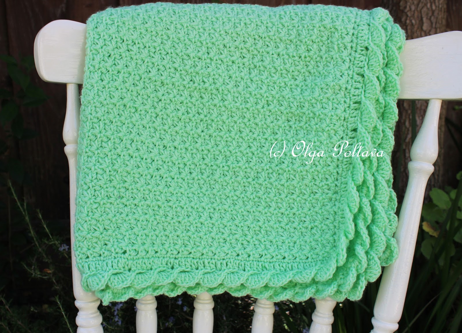 Lacy Crochet Star Stitch Baby Blanket with Scalloped Trim